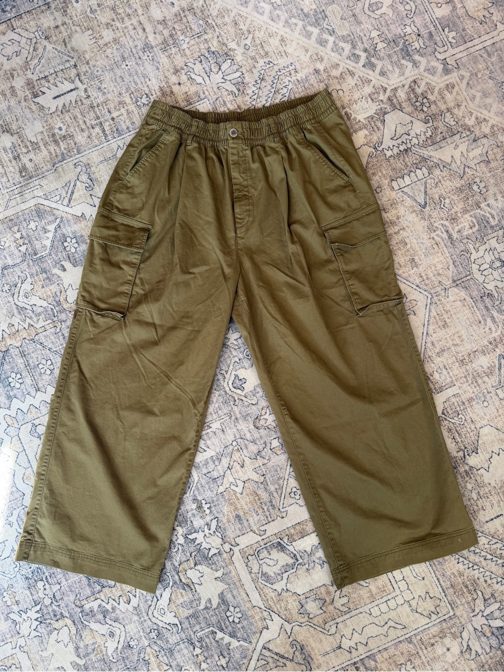 Old Navy Extra High-Waisted Super Wide-Leg Cargo Pants Size XXL